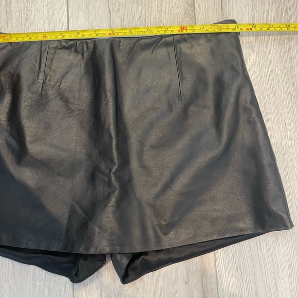 Diane Von Furstenberg Leather Skort - Picture 12 of 13